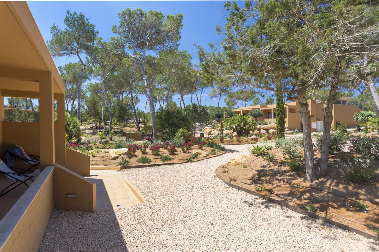 Ses Eufabietes Apartments & Restaurant Playa Migjorn Kültér fotó