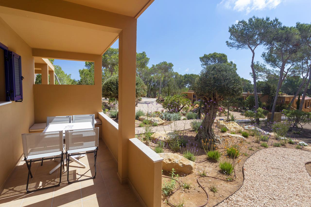 Ses Eufabietes Apartments & Restaurant Playa Migjorn Kültér fotó